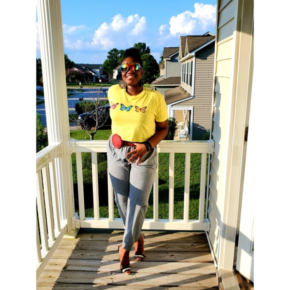 Red Faux Leather Hip Pack - Picture 4 of 5